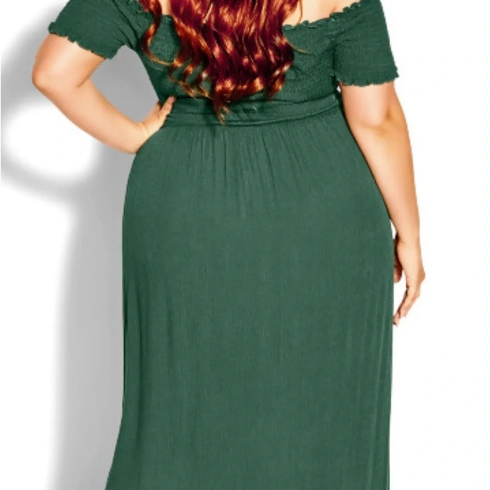 🎉HOST PICK🎉 City Chic Yellow Cowl Neck Pleated Maxi Dress - Picture 4 of 13